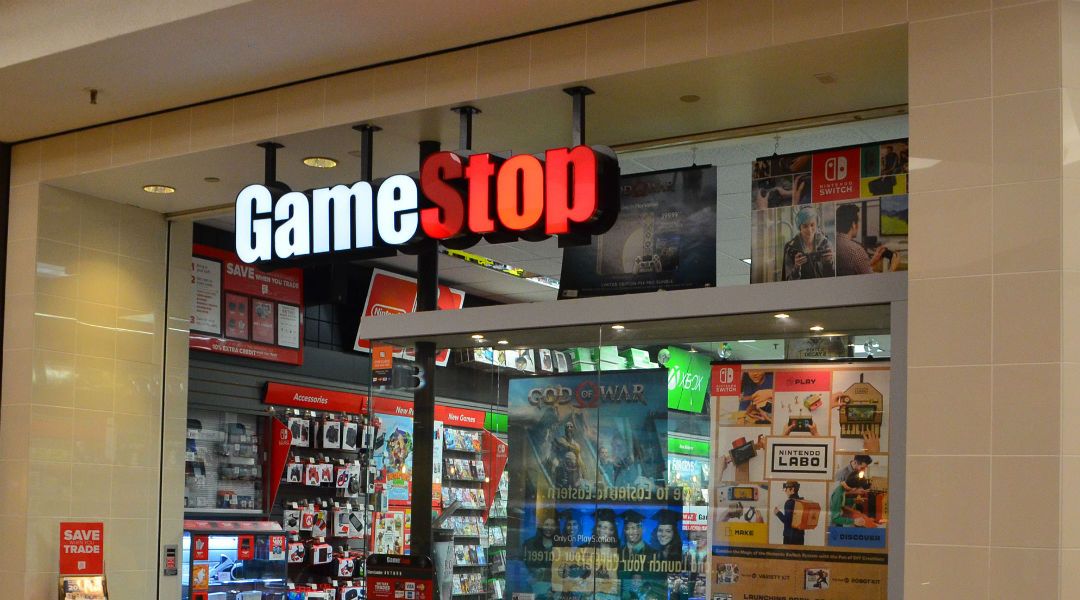 GameStop Holiday Sales Down Compared to Last Year Game Rant